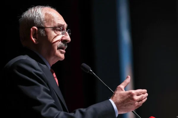 İftira tartışması büyüdü… Kılıçdaroğlu ve Dü... İftira tartışması büyüdü… Kılıçdaroğlu ve Dü...