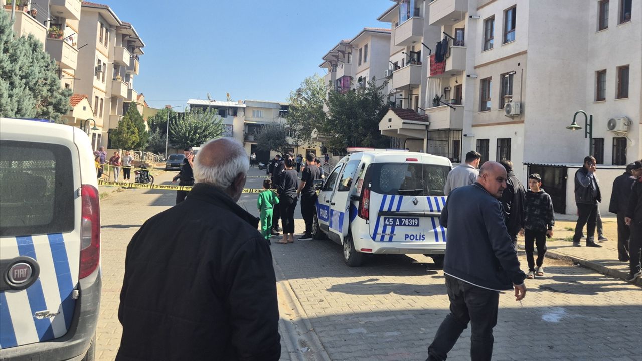 Manisa’da ‘kanlı’ tartışma: 1 yaralı!