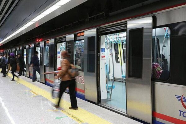 Marmaray’da intihar girişimi