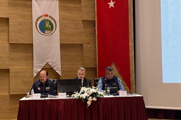 Vali Elban’dan kentsel dönüşüm açıklaması: İstenil... Vali Elban’dan kentsel dönüşüm açıklaması: İstenil...