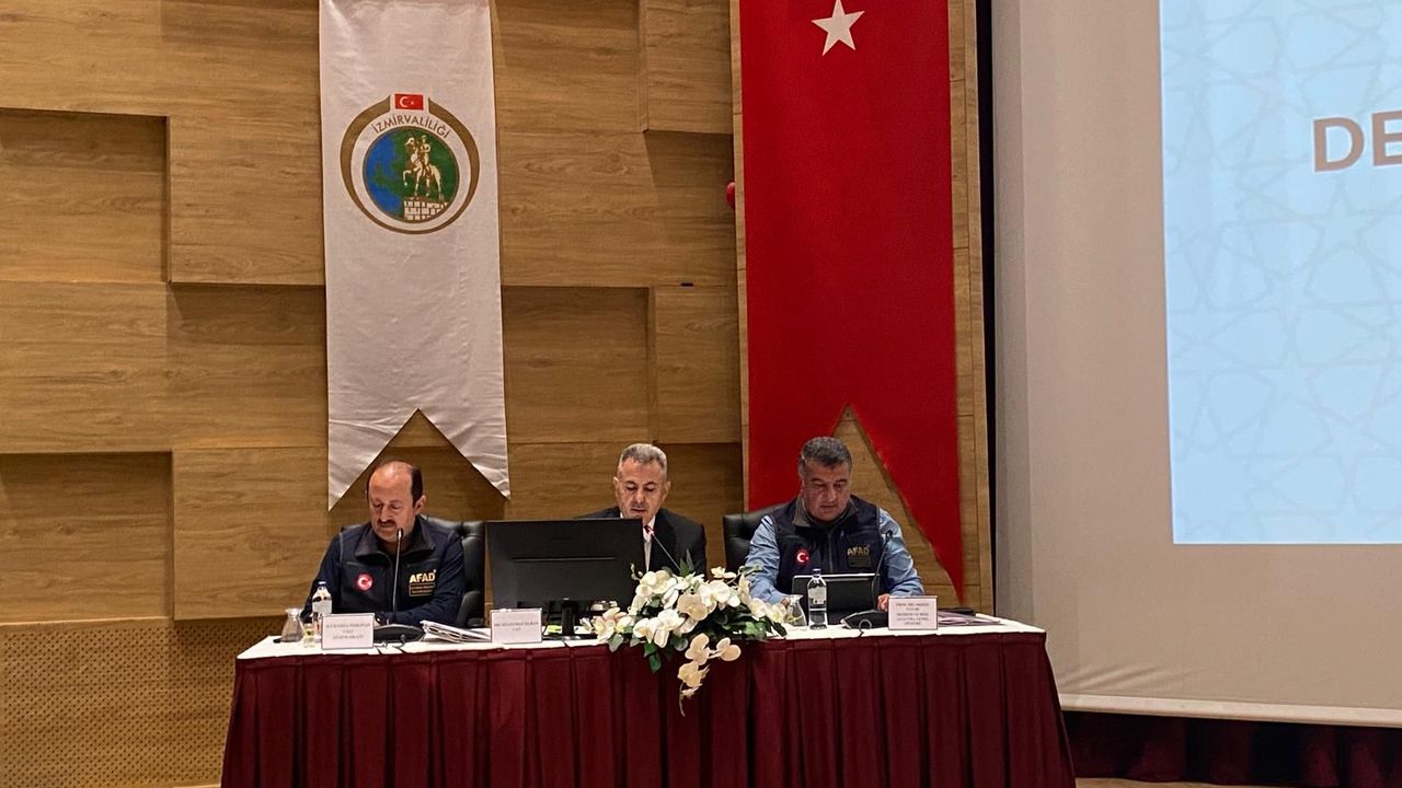 Vali Elban’dan kentsel dönüşüm açıklaması: İstenilen sayıya ulaşılamadı!