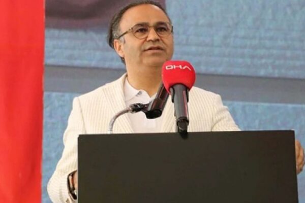 İl Müdürü Yahşi öğrenciyle anısını anlattı: Burada...