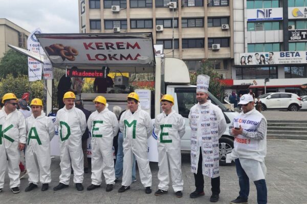 Lokma döküp, Cumhurbaşkanı’na seslendiler: Ü...