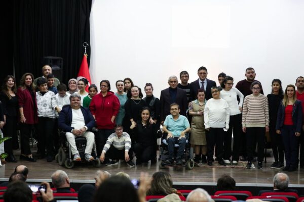 Aliağa’da 3 Aralık Dünya Engelliler Günü kutlandı
