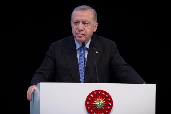 Erdoğan: Yeni asgari ücret hayırlı olsun