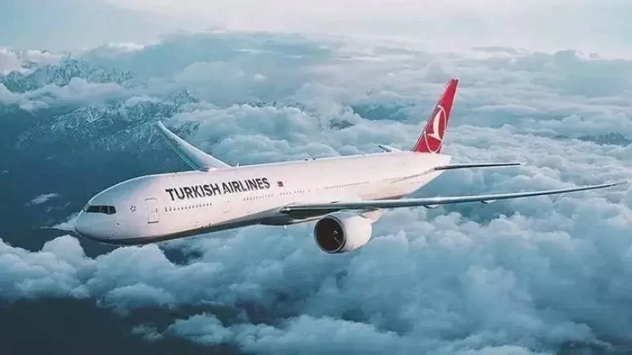 THY uçağında bomba önlemi: Uçak indi, kontroller yapılıyor