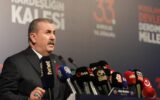 Destici: Biz sadece parti değil, milletiz