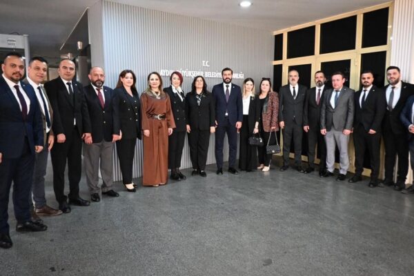 Başkan Çerçioğlu’na Milliyetçi Hareket Partisi Ayd... Başkan Çerçioğlu’na Milliyetçi Hareket Partisi Ayd...