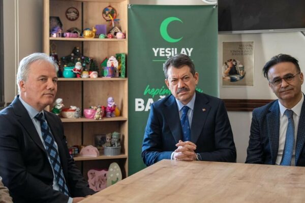 Başsavcı Yeldan, bağımlılıkla mücadeleye dikkat çe... Başsavcı Yeldan, bağımlılıkla mücadeleye dikkat çe...