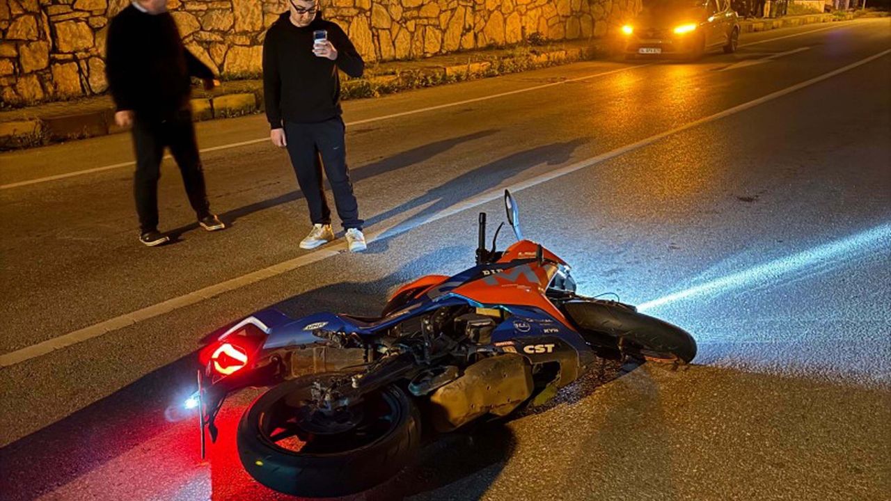 Genç motosikletli kaza kurbanı!
