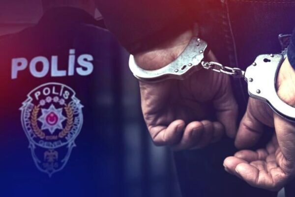 EGM ve Gürcistan polisinden ortak operasyon: 13 fi... EGM ve Gürcistan polisinden ortak operasyon: 13 fi...