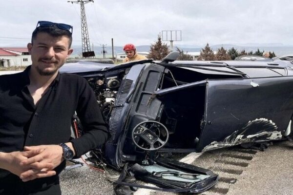 Kahreden kaza: Takla atan otomobilin sürücüsü öldü... Kahreden kaza: Takla atan otomobilin sürücüsü öldü...