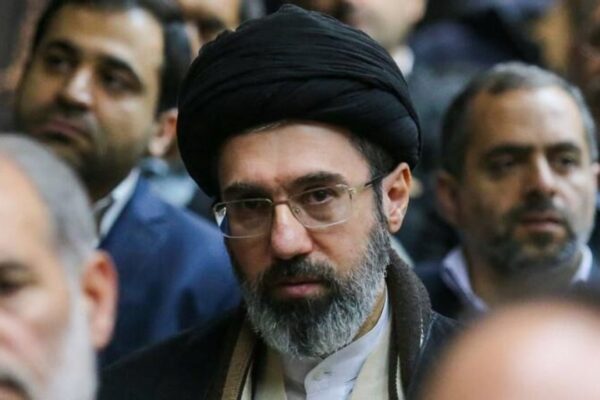İran lideri Hamaney: Hürmüz Boğazı’nda yeni ... İran lideri Hamaney: Hürmüz Boğazı’nda yeni ...