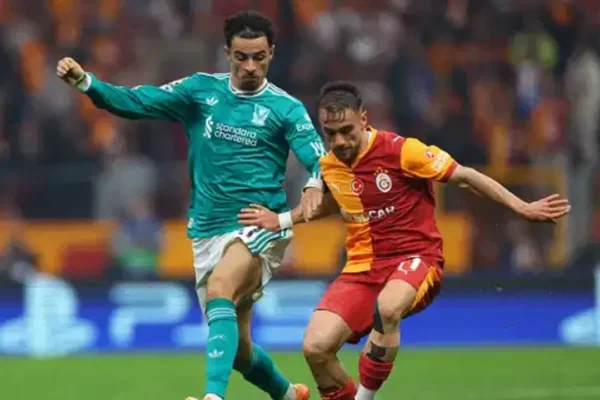 Galatasaray’dan orta saha transferinde ters ...