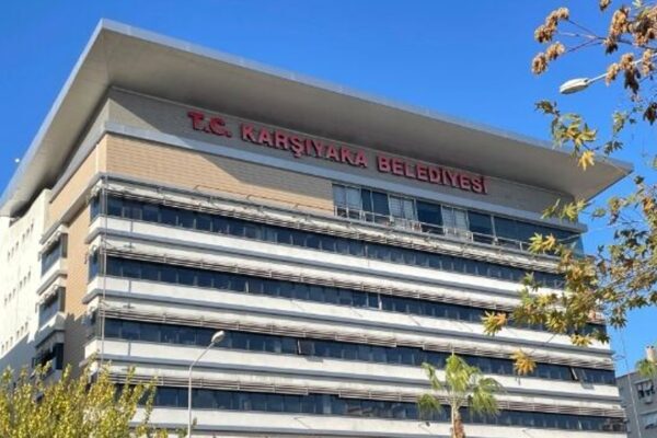 Karşıyaka’ya genel merkez müdahalesi!