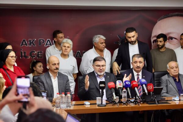 Saygılı’dan 2029 hedefi: İzmir’i AK Parti’nin guru...