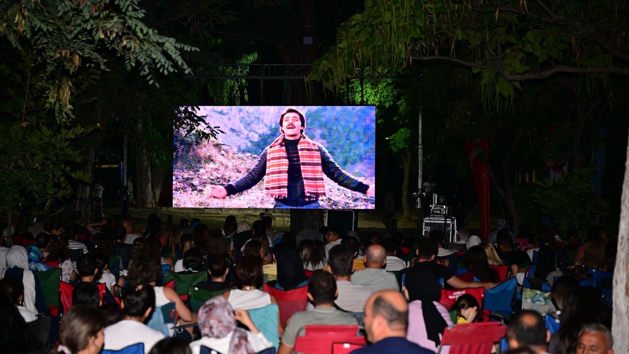 Manisa’da yaz akşamlarına nostalji dokunuşu