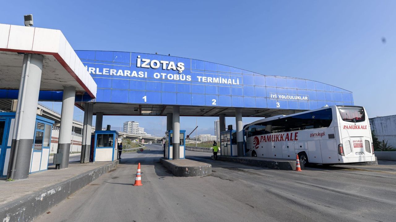 İzmir Otogarı’nda yeni dönem: İşletme 3 belediye şirketine bölünüyor!