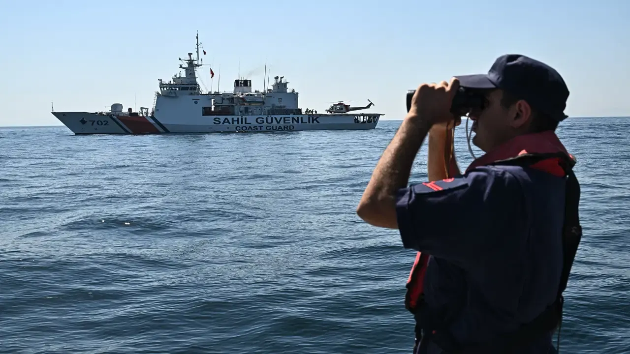 Gemideki kayıp denizcilerin isimleri belli oldu
