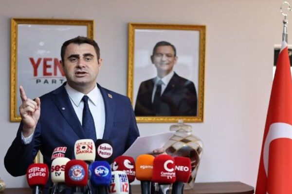 Güç’ten üstü kapalı ön seçim göndermesi: Milletimi... Güç’ten üstü kapalı ön seçim göndermesi: Milletimi...